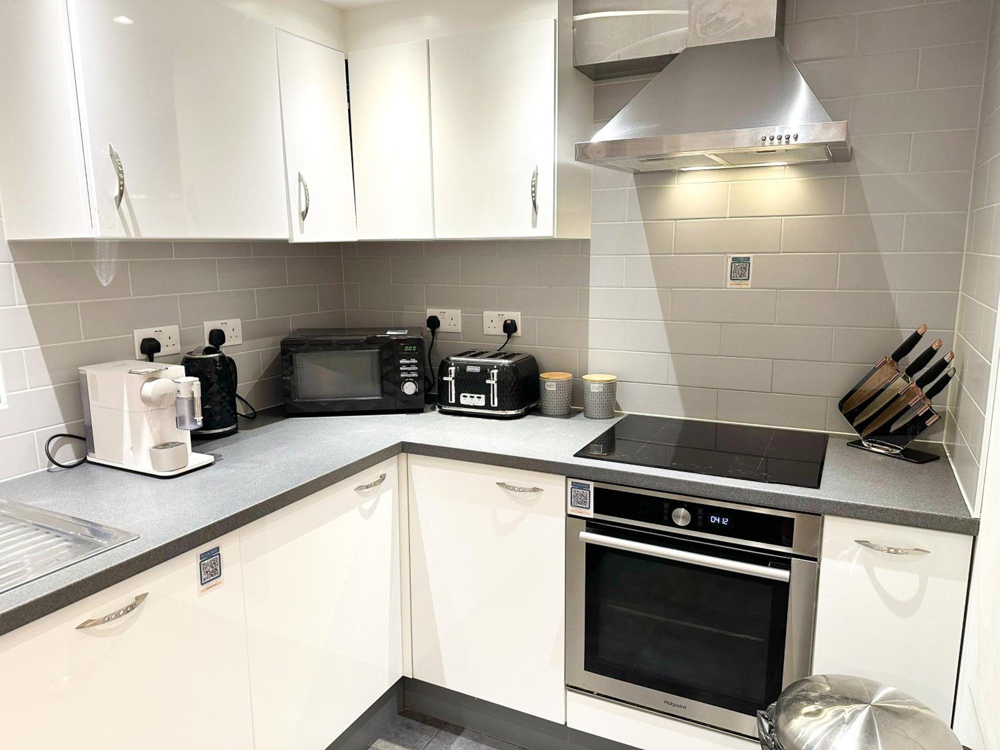 Chic 3 Bedroom Flat With Private Terrace In Holloway Near Finsbury Park London Exteriör bild