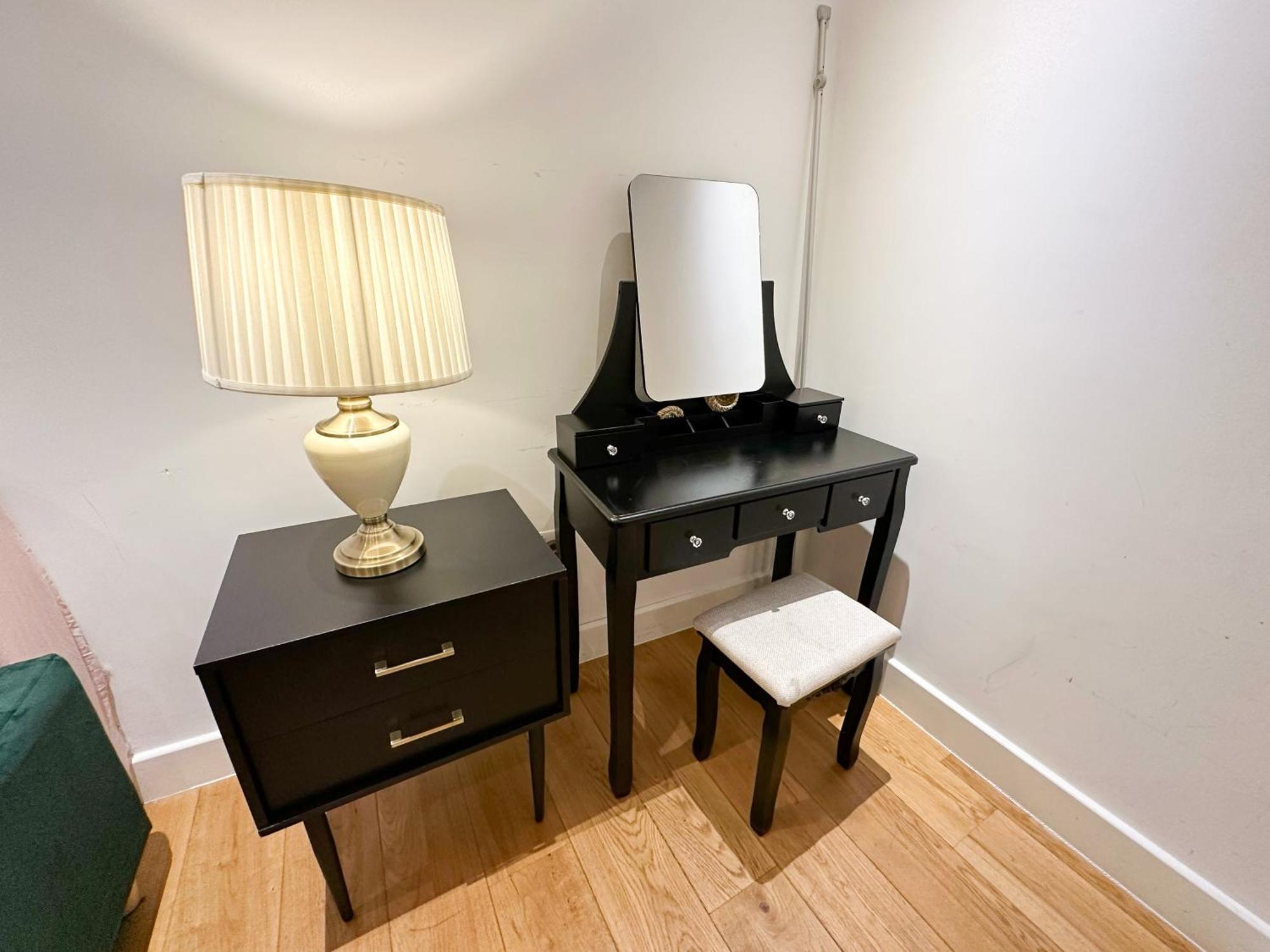 Chic 3 Bedroom Flat With Private Terrace In Holloway Near Finsbury Park London Exteriör bild
